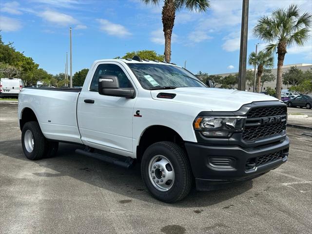 2024 RAM 3500 Tradesman Regular Cab 4x4 8 Box 2024 RAM 3500 Tradesman Regular Cab 4x4 8 Box