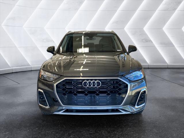 2021 Audi Q5 Prestige 55 TFSI e quattro S tronic 2021 Audi Q5 Prestige 55 TFSI e quattro S tronic