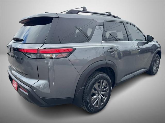 2022 Nissan Pathfinder SV 2022 Nissan Pathfinder SV