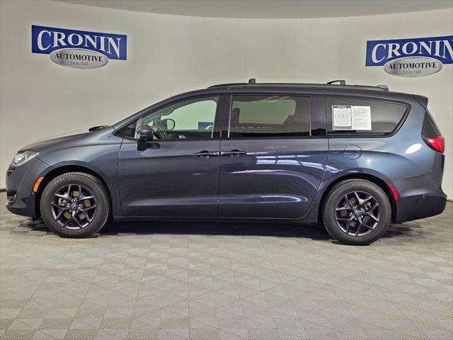 2020 Chrysler Pacifica Touring L 2020 Chrysler Pacifica Touring L