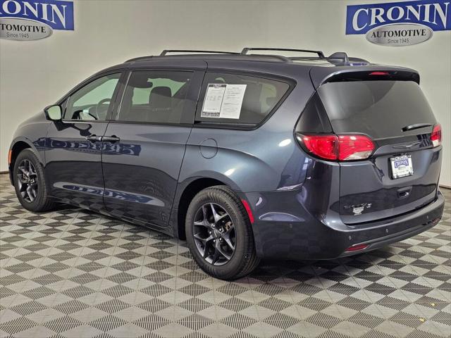 2020 Chrysler Pacifica Touring L 2020 Chrysler Pacifica Touring L