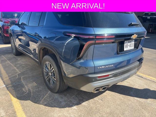 2024 Chevrolet Traverse FWD LT