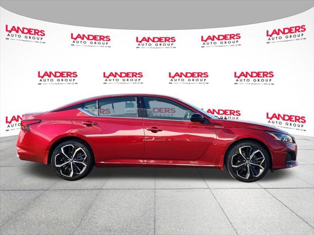 2023 Nissan Altima SR Intelligent AWD 2023 Nissan Altima SR Intelligent AWD