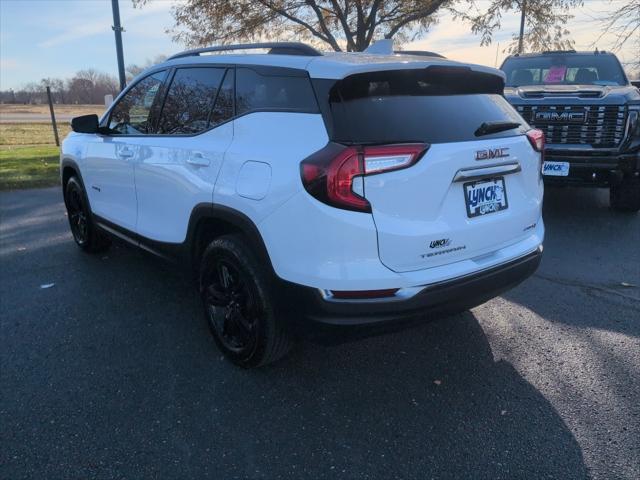 2022 GMC Terrain AWD AT4 2022 GMC Terrain AWD AT4