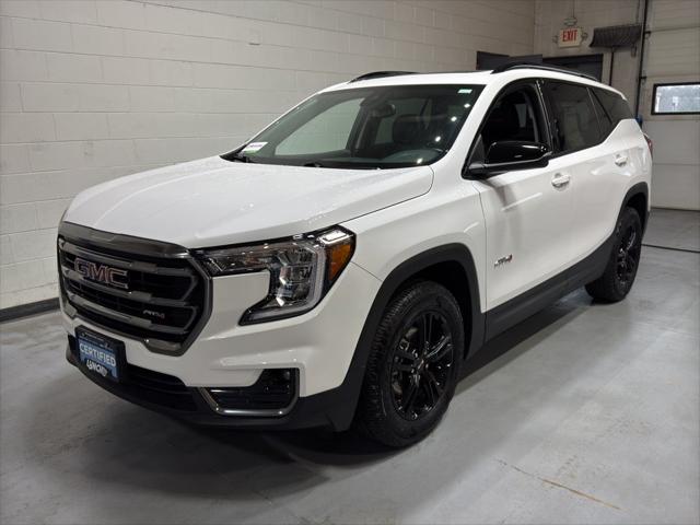 2022 GMC Terrain AWD AT4 2022 GMC Terrain AWD AT4