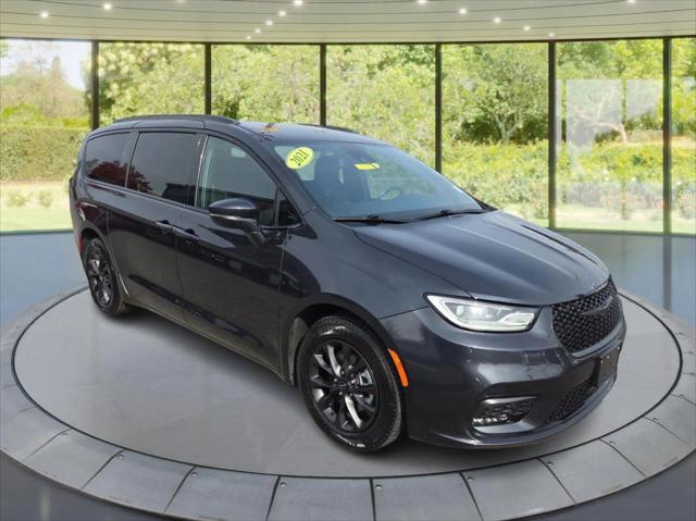 2021 Chrysler Pacifica Touring 2021 Chrysler Pacifica Touring