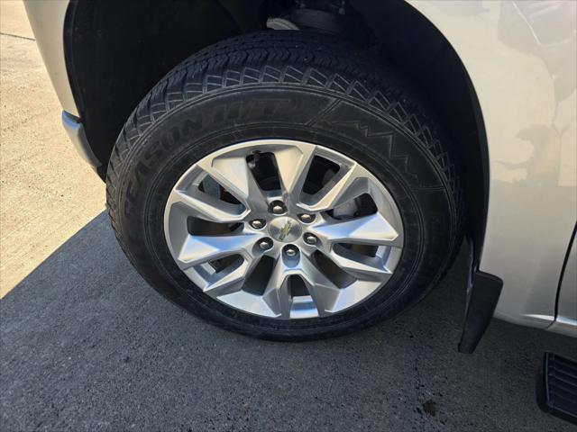 2020 Chevrolet Silverado 1500 2WD Double Cab Standard Bed Custom 2020 Chevrolet Silverado 1500 2WD Double Cab Standard Bed Custom