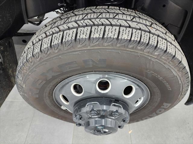 2025 RAM 3500 Laramie Crew Cab 4x4 8 Box 2025 RAM 3500 Laramie Crew Cab 4x4 8 Box