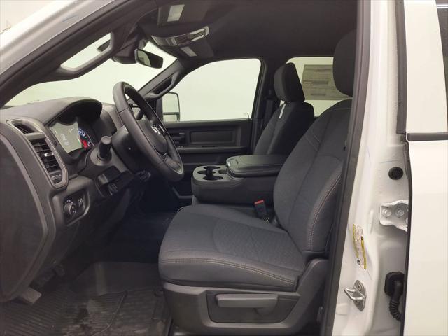 2025 Ram 2500 Tradesman Crew Cab 4x4 6'4" Box