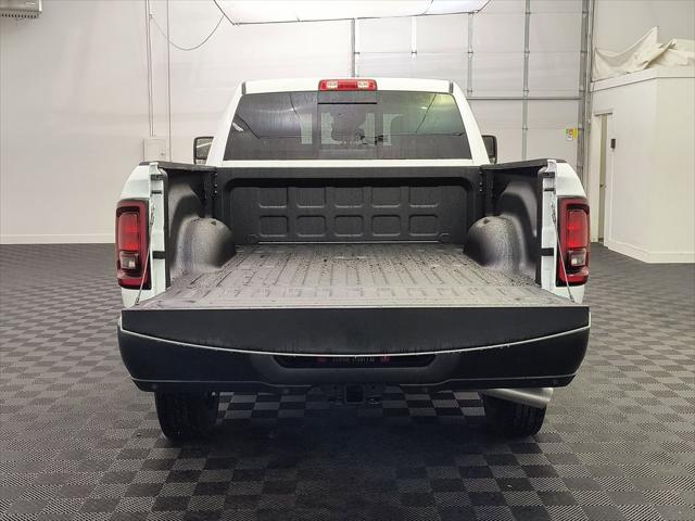 2025 Ram 2500 Tradesman Crew Cab 4x4 6'4" Box
