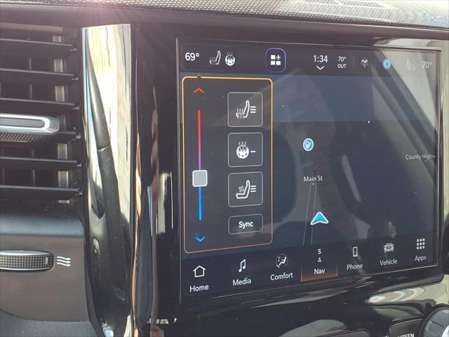 2022 Ram 1500 Laramie Crew Cab 4x4 5'7" Box