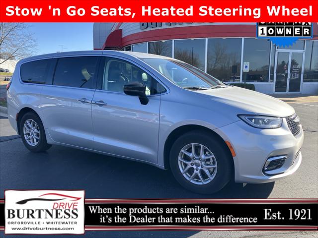 2024 Chrysler Pacifica Touring L 2024 Chrysler Pacifica Touring L