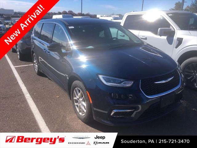 2024 Chrysler Pacifica Touring L 2024 Chrysler Pacifica Touring L