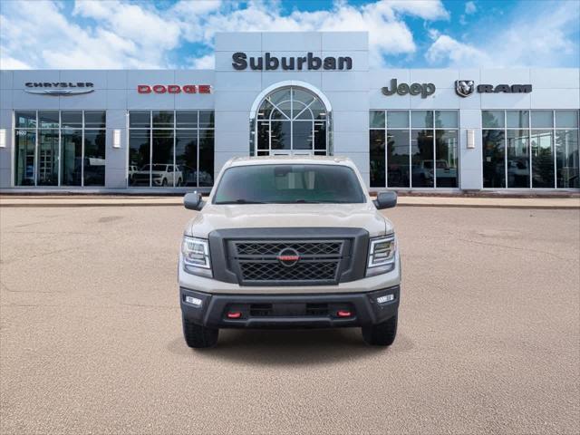 2021 Nissan TITAN Crew Cab PRO-4X 4x4 2021 Nissan TITAN Crew Cab PRO-4X 4x4