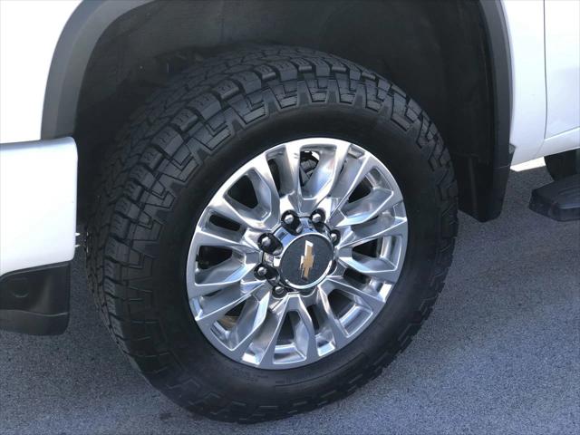 2021 Chevrolet Silverado 2500HD 4WD Crew Cab Standard Bed High Country 2021 Chevrolet Silverado 2500HD 4WD Crew Cab Standard Bed High Country