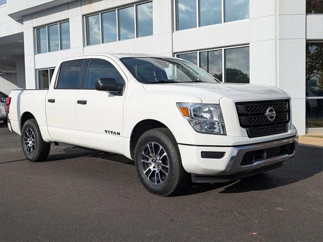 2022 Nissan TITAN Crew Cab SV 4x2 2022 Nissan TITAN Crew Cab SV 4x2