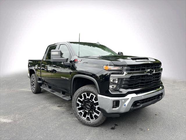 2025 Chevrolet Silverado 2500HD 4WD Crew Cab Standard Bed LT