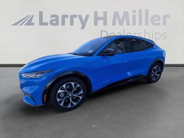 2022 Ford Mustang Mach-E Premium 2022 Ford Mustang Mach-E Premium