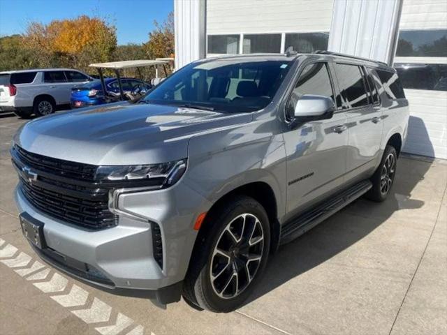 2023 Chevrolet Suburban 4WD RST