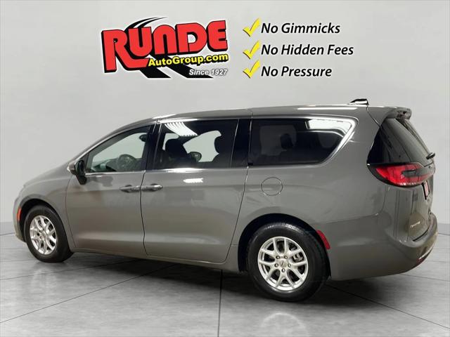 2023 Chrysler Pacifica Touring