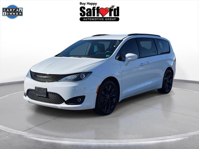 2020 Chrysler Pacifica Touring 2020 Chrysler Pacifica Touring