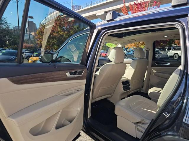 2024 Volkswagen Atlas 2.0T SEL