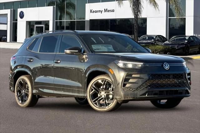 2026 Volkswagen Tiguan SE R-Line Black
