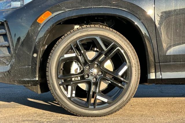 2026 Volkswagen Tiguan SE R-Line Black