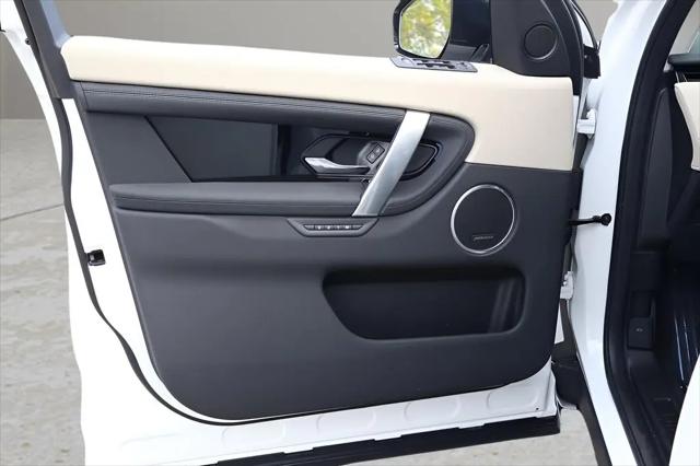 2025 Land Rover Discovery Sport S