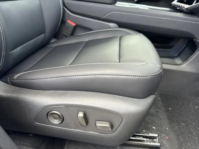 2026 GMC Acadia Elevation FWD