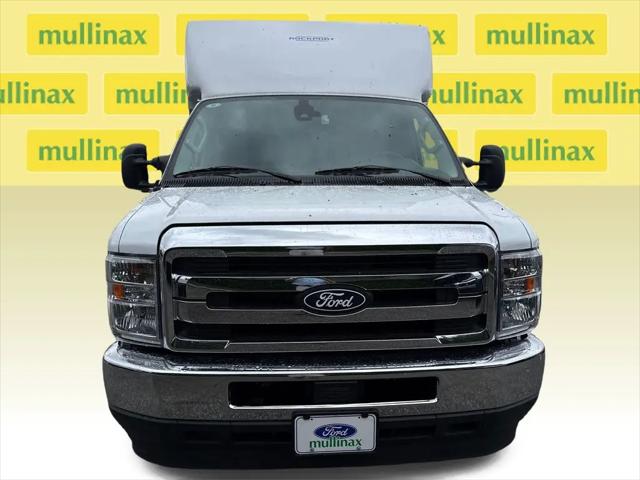 2026 Ford E-350 Cutaway E-Series Cutaway