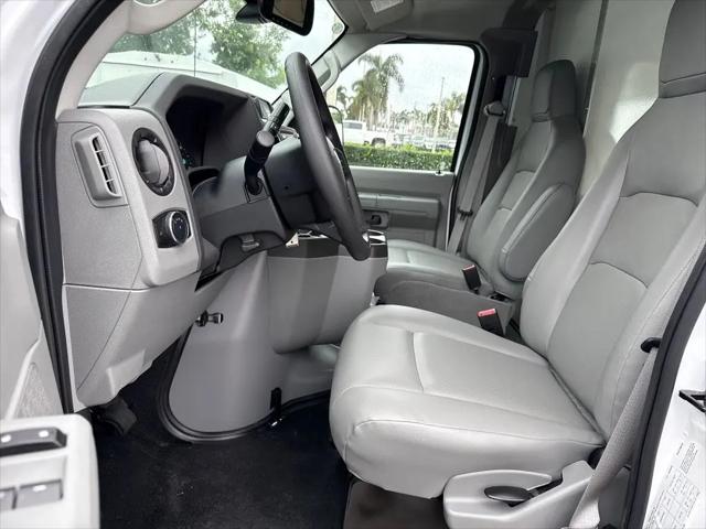 2026 Ford E-350 Cutaway E-Series Cutaway