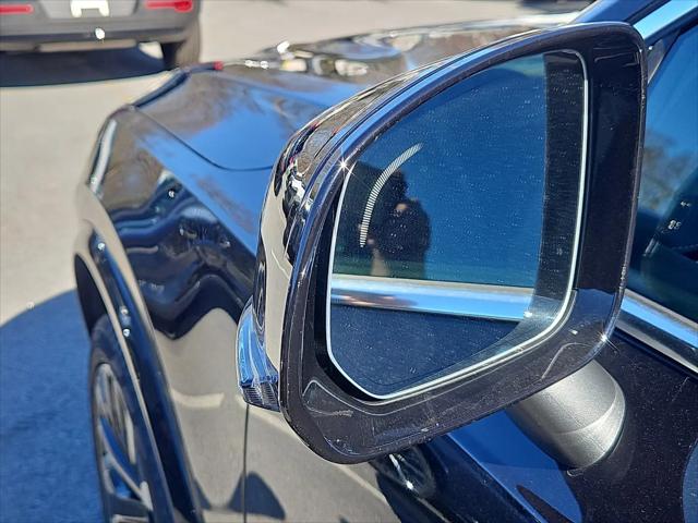 2026 Volvo XC90 Ultra, B6 AWD Gas (mild hybrid), Gasoline, Bright, 7 Seats