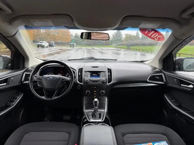 2017 Ford Edge SE