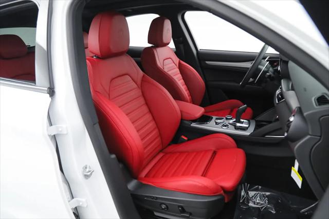 2025 Alfa Romeo Stelvio Sprint AWD