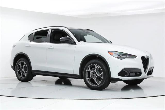 2025 Alfa Romeo Stelvio Sprint AWD