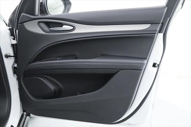 2025 Alfa Romeo Stelvio Sprint AWD