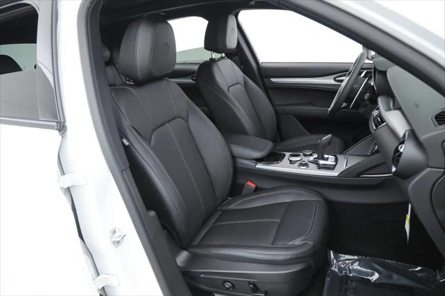 2025 Alfa Romeo Stelvio Sprint AWD