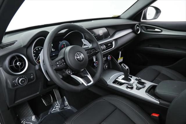 2025 Alfa Romeo Stelvio Sprint AWD