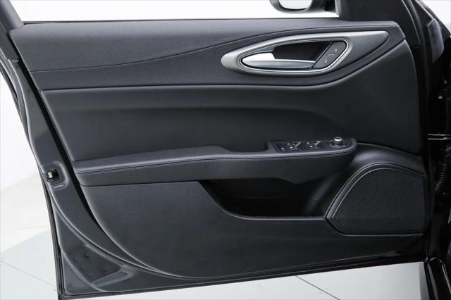 2025 Alfa Romeo Giulia RWD