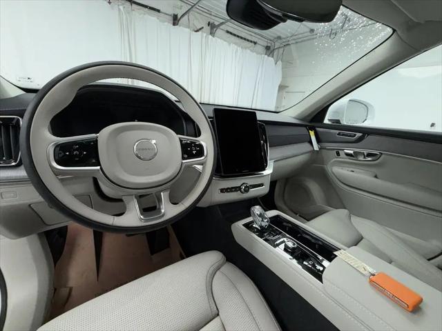 2026 Volvo XC90 Ultra, B6 AWD Gas (mild hybrid), Gasoline, Bright, 7 Seats