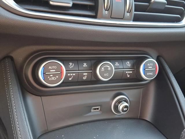 2025 Alfa Romeo Stelvio Sprint AWD