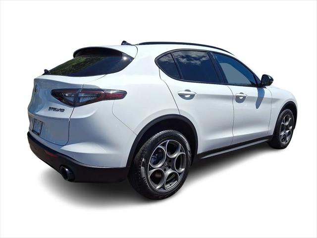 2025 Alfa Romeo Stelvio Sprint AWD
