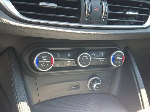 2025 Alfa Romeo Stelvio Sprint AWD