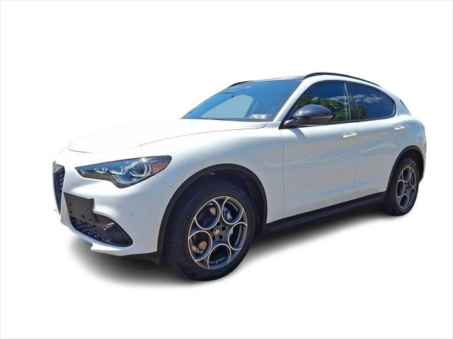 2025 Alfa Romeo Stelvio Sprint AWD