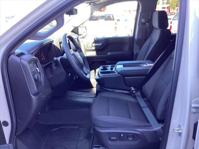 2026 Chevrolet Silverado 1500 2WD Crew Cab Short Bed Custom