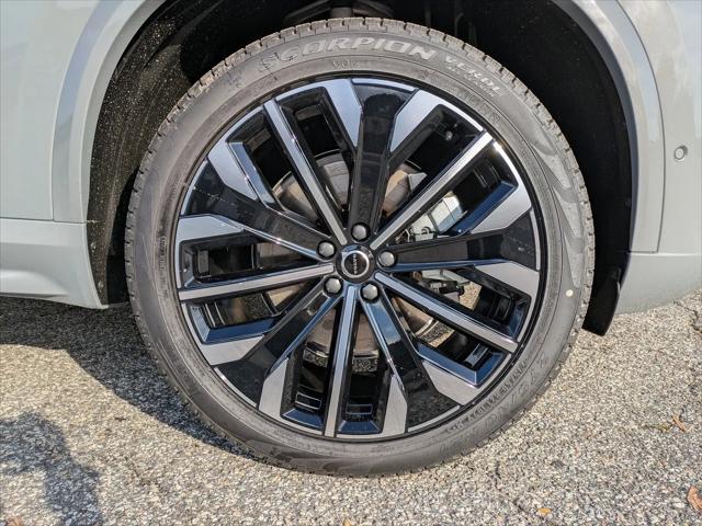 2026 Volvo XC90 Plus, B6 AWD Gas (mild hybrid), Gasoline, Bright, 7 Seats