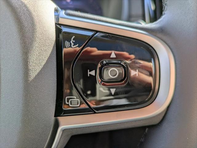 2026 Volvo XC90 Plus, B6 AWD Gas (mild hybrid), Gasoline, Bright, 7 Seats