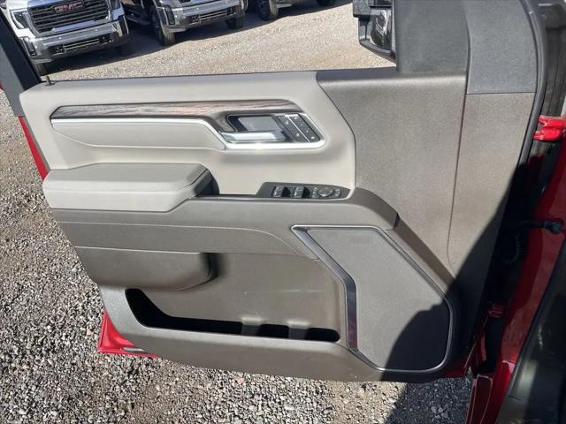 2026 GMC Sierra 2500HD Crew Cab, Standard Bed, SLT, 4WD