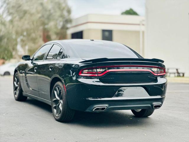 2022 Dodge Charger SXT RWD